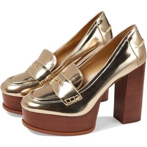 Michael Kors NWT Eden Loafer Metallic Leather Gold Pump. Front scratches.